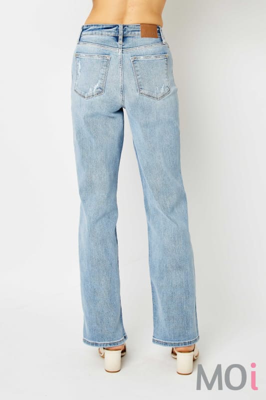 Judy Blue High Waisted Lt. Wash Straight Leg Jeans