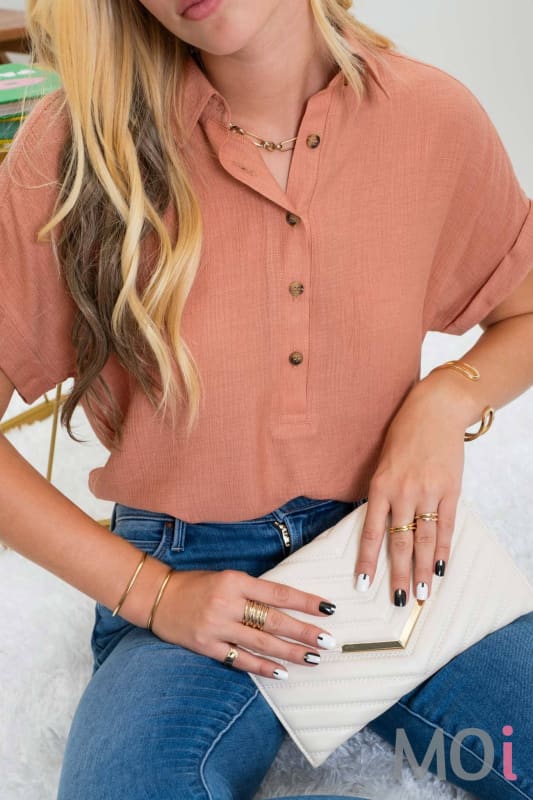 MID BUTTON DOWN CUFFED SHORT SLEEVE TOP